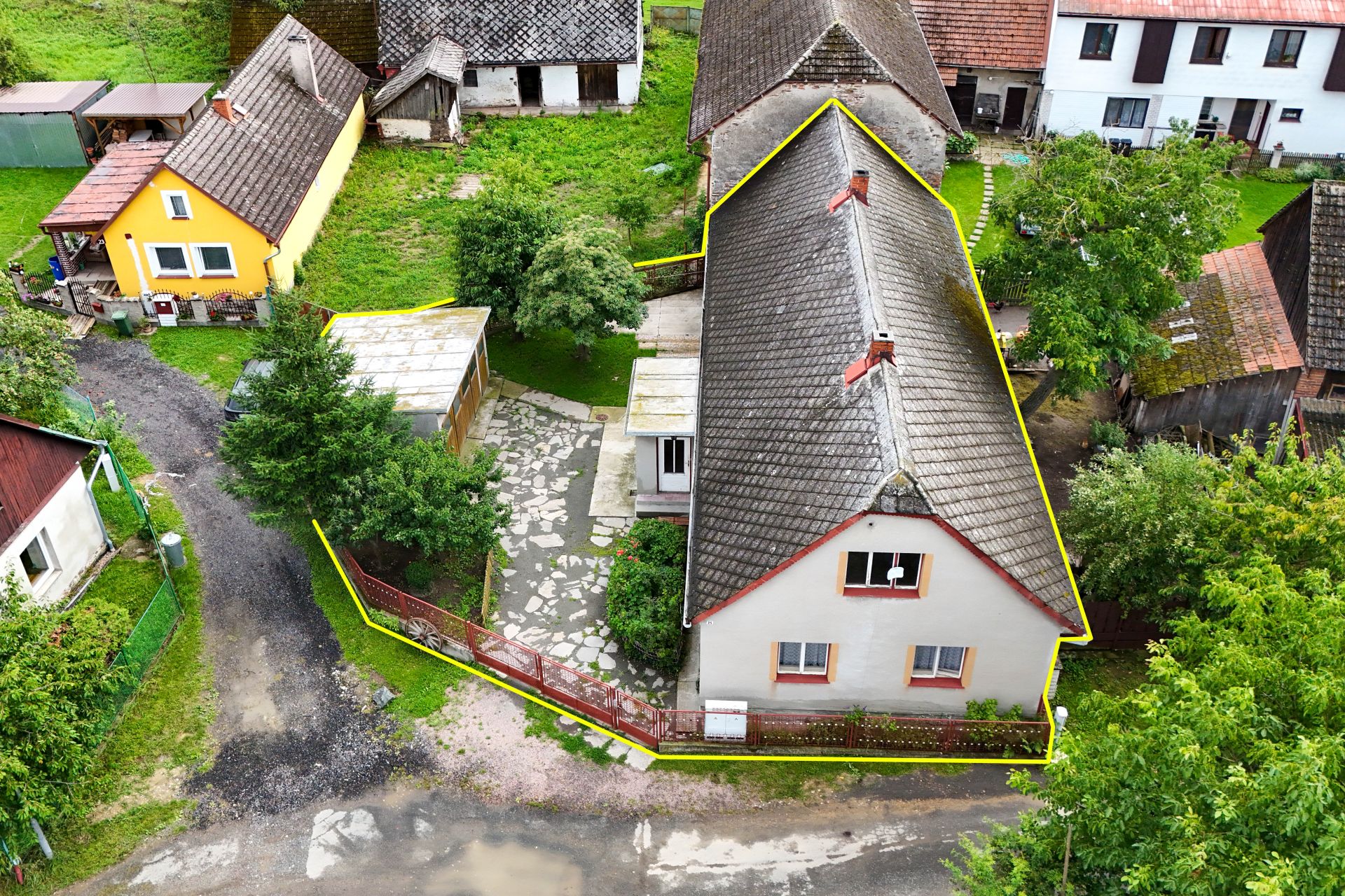stavební pozemek bylany
